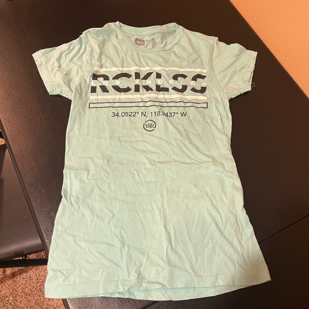 Young & recklace shirt size S